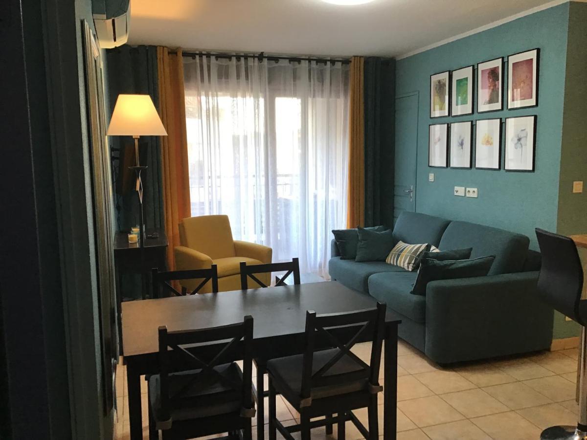 Superbe appartement à Uzès avec place de parking Exterior foto