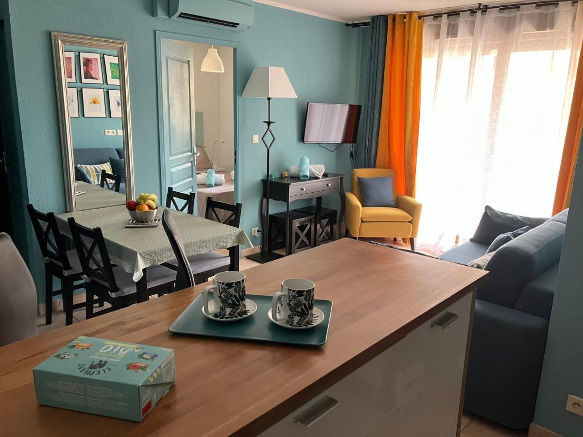 Superbe appartement à Uzès avec place de parking Exterior foto